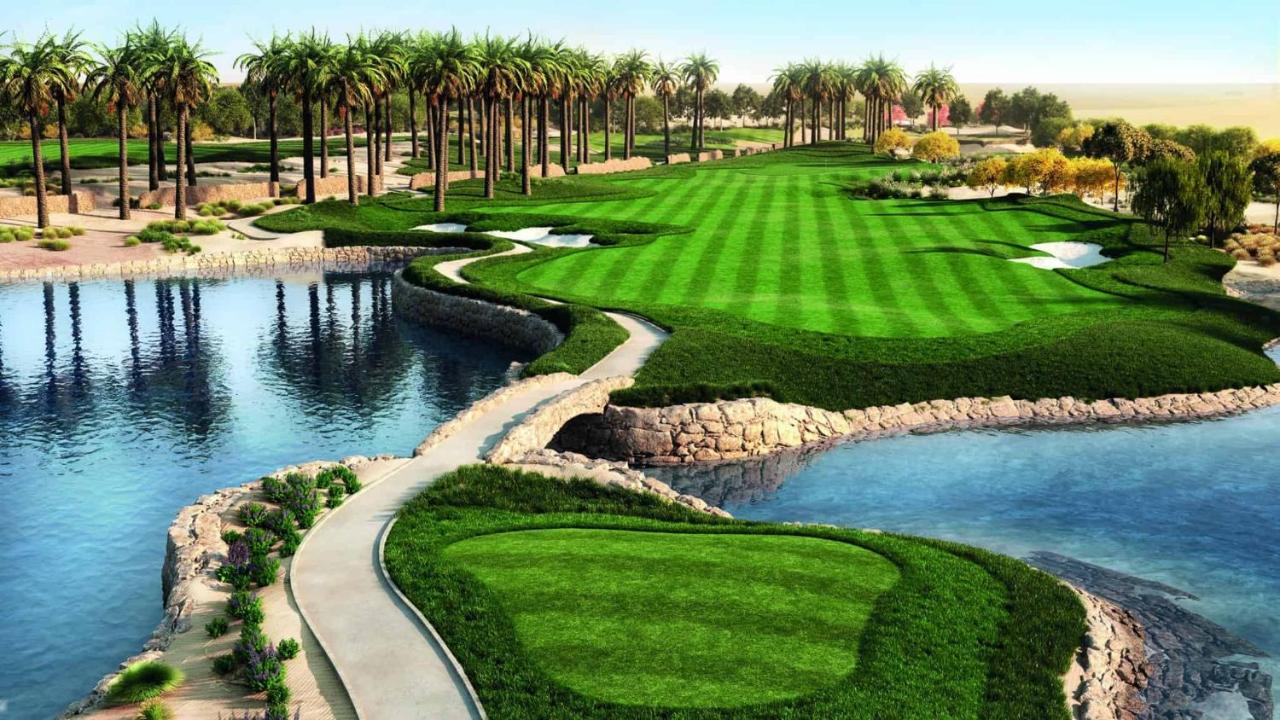 Somerset West Bay Doha Bagian luar foto Golf course at Talking Stick Resort